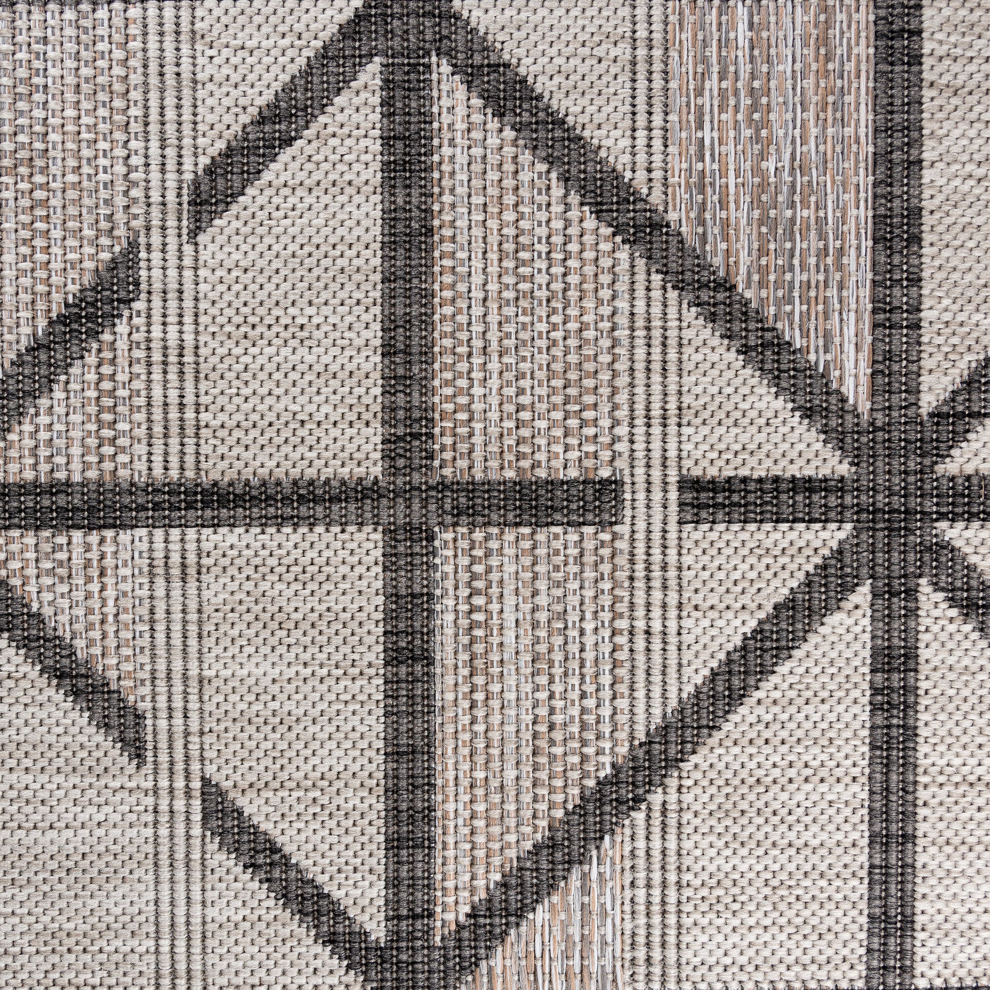In-outdoor-teppich-magic-3650-grau_yarn