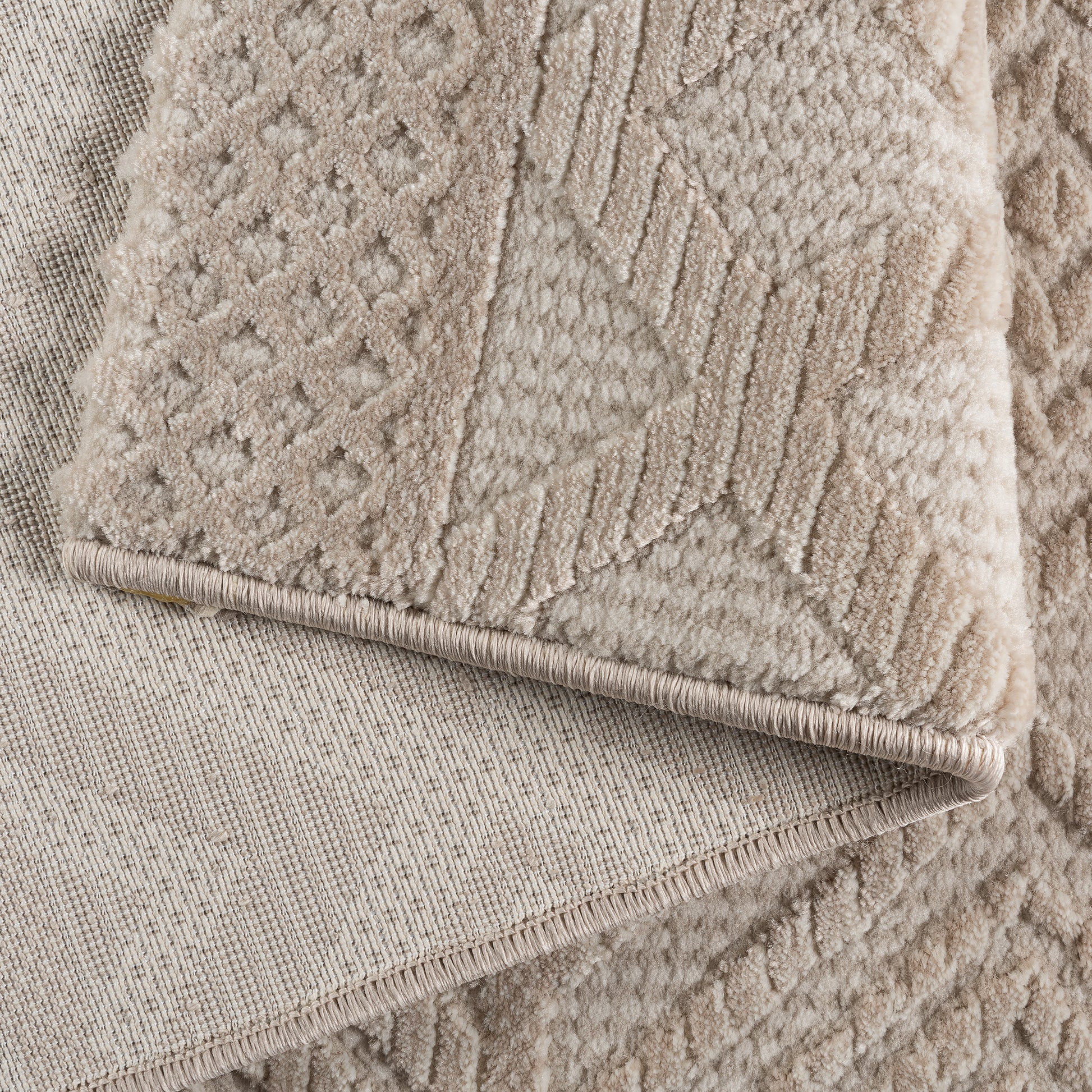 kurzflorteppich-nirvana-6100-beige-detail